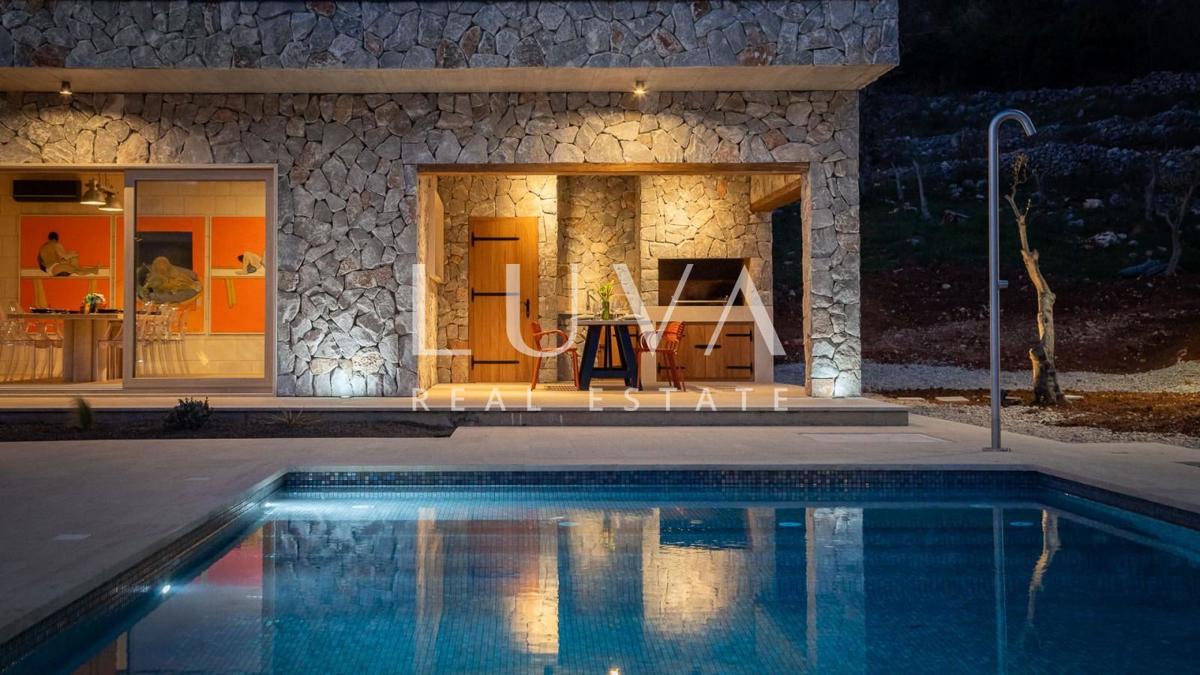 Casa In vendita - SPLITSKO-DALMATINSKA DICMO