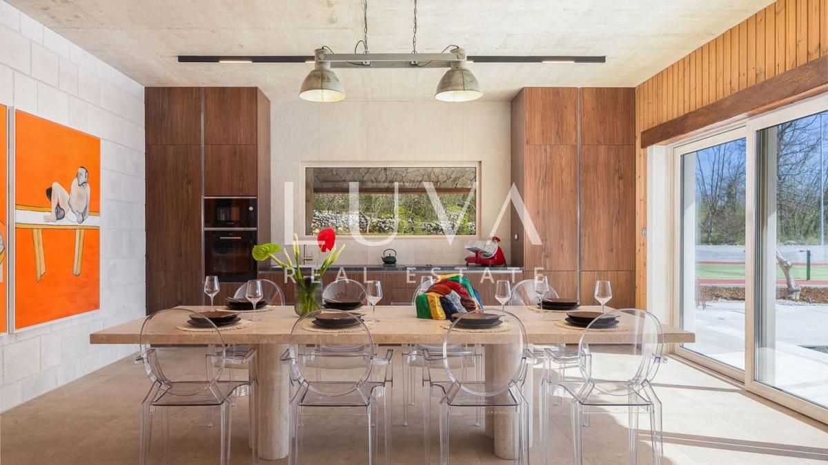 Casa In vendita - SPLITSKO-DALMATINSKA DICMO