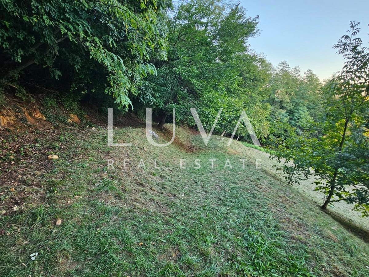 Terreno In vendita - GRAD ZAGREB ZAGREB