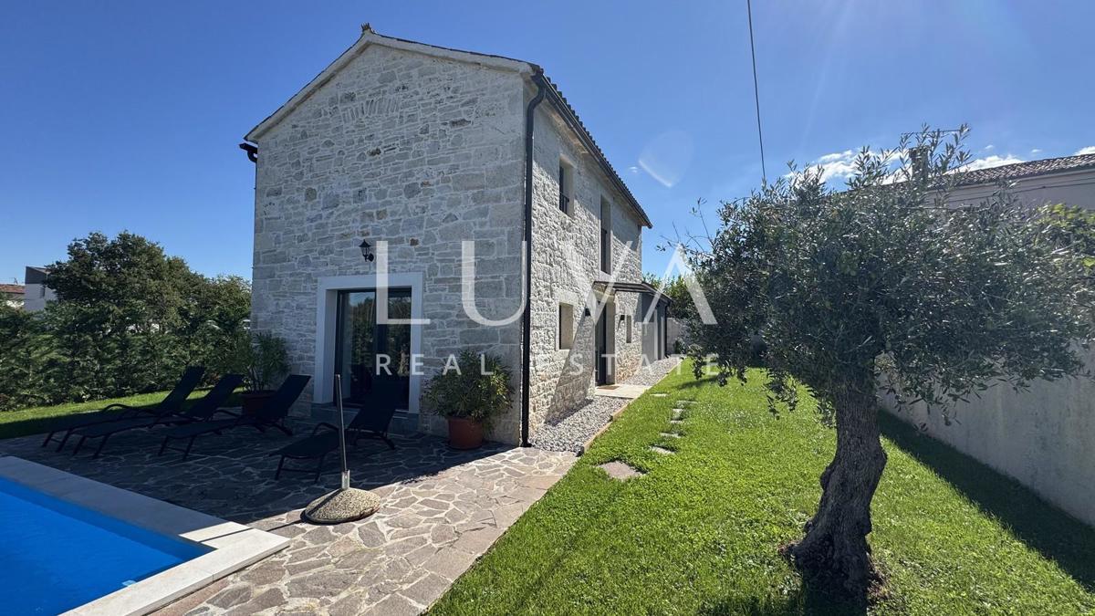 Hiša Na predaj - ISTARSKA POREČ