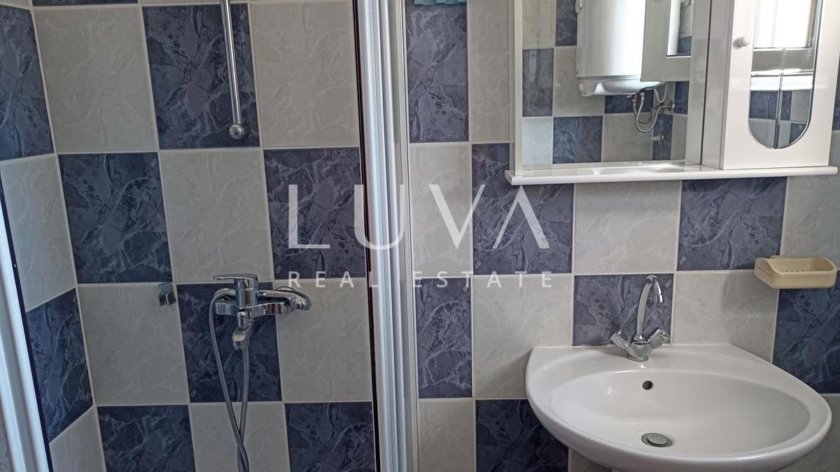House For sale - SPLITSKO-DALMATINSKA MARINA