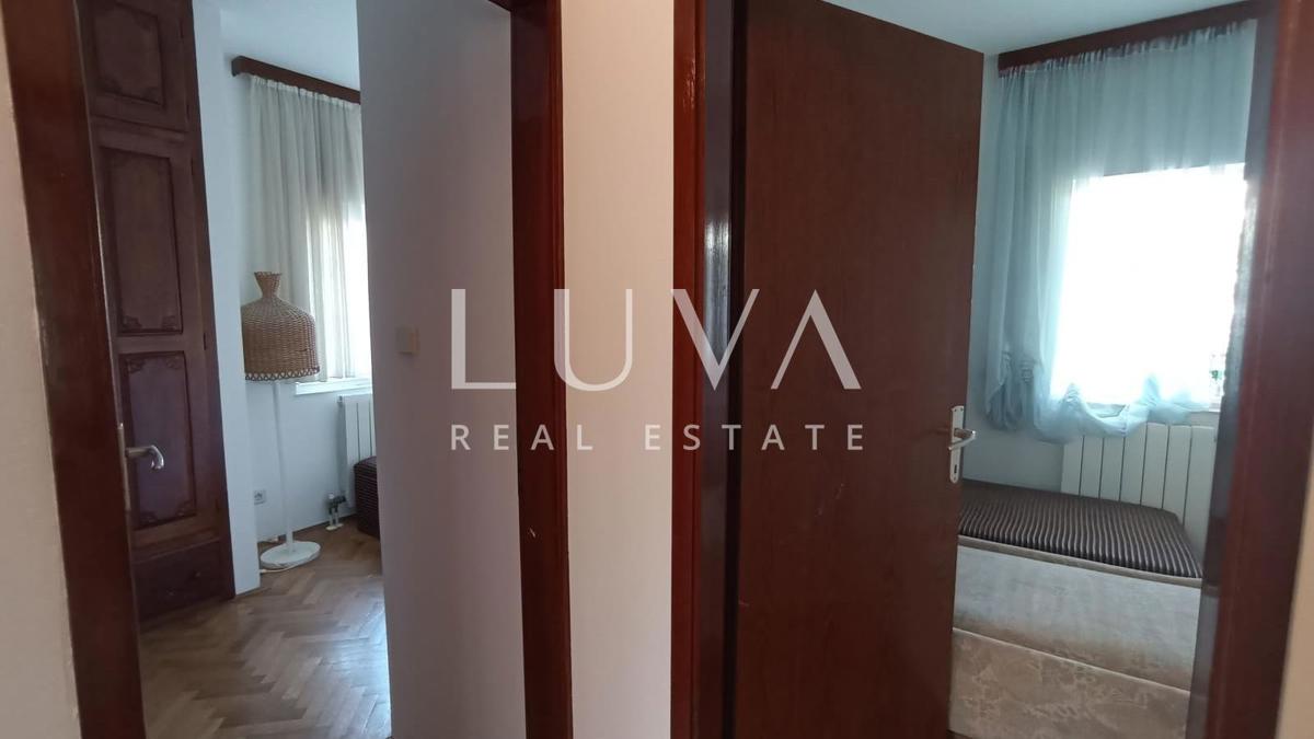 House For sale - SPLITSKO-DALMATINSKA MARINA