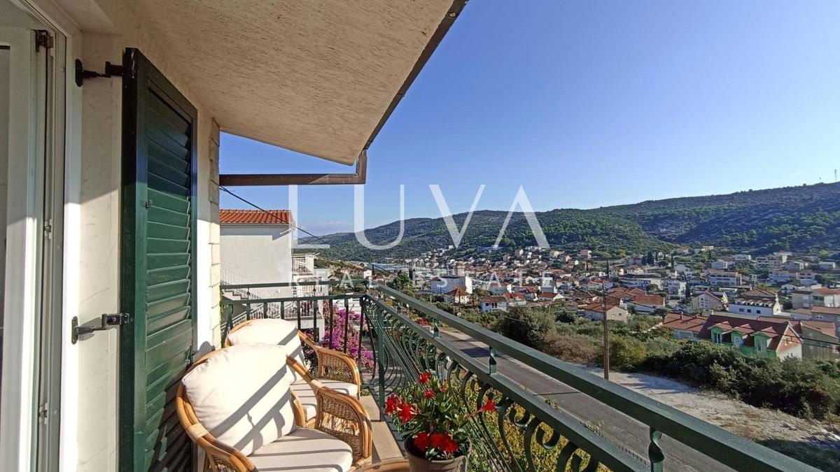 House For sale - SPLITSKO-DALMATINSKA MARINA