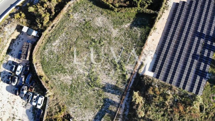 Terrain à louer 2200 m² – Klis