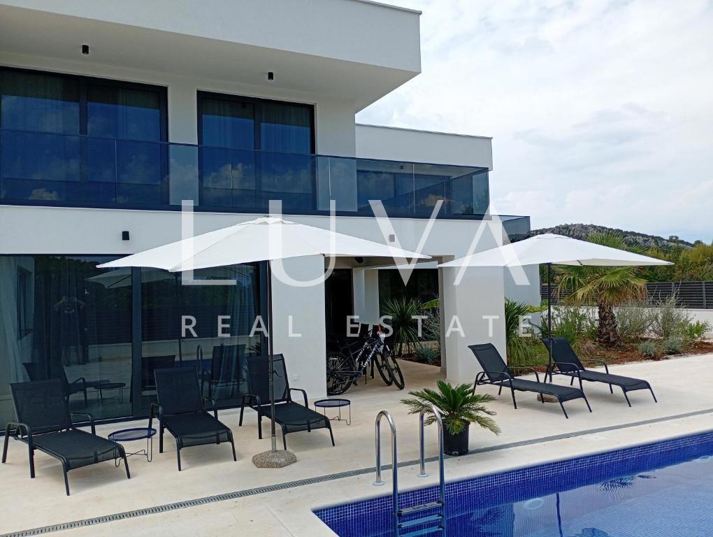 Maison À vendre - SPLITSKO-DALMATINSKA ŠOLTA