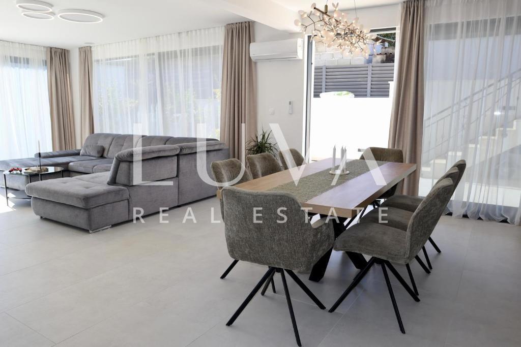 Maison À vendre - SPLITSKO-DALMATINSKA ŠOLTA