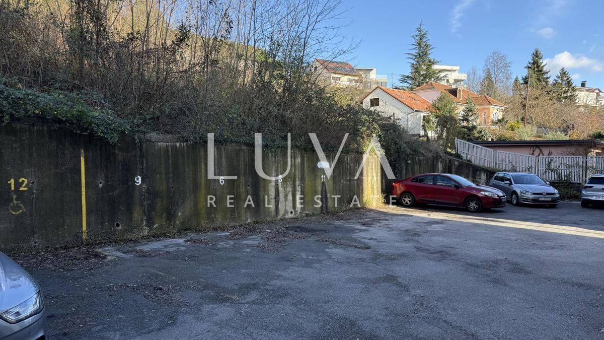 Mieszkanie Na sprzedaż - GRAD ZAGREB ZAGREB