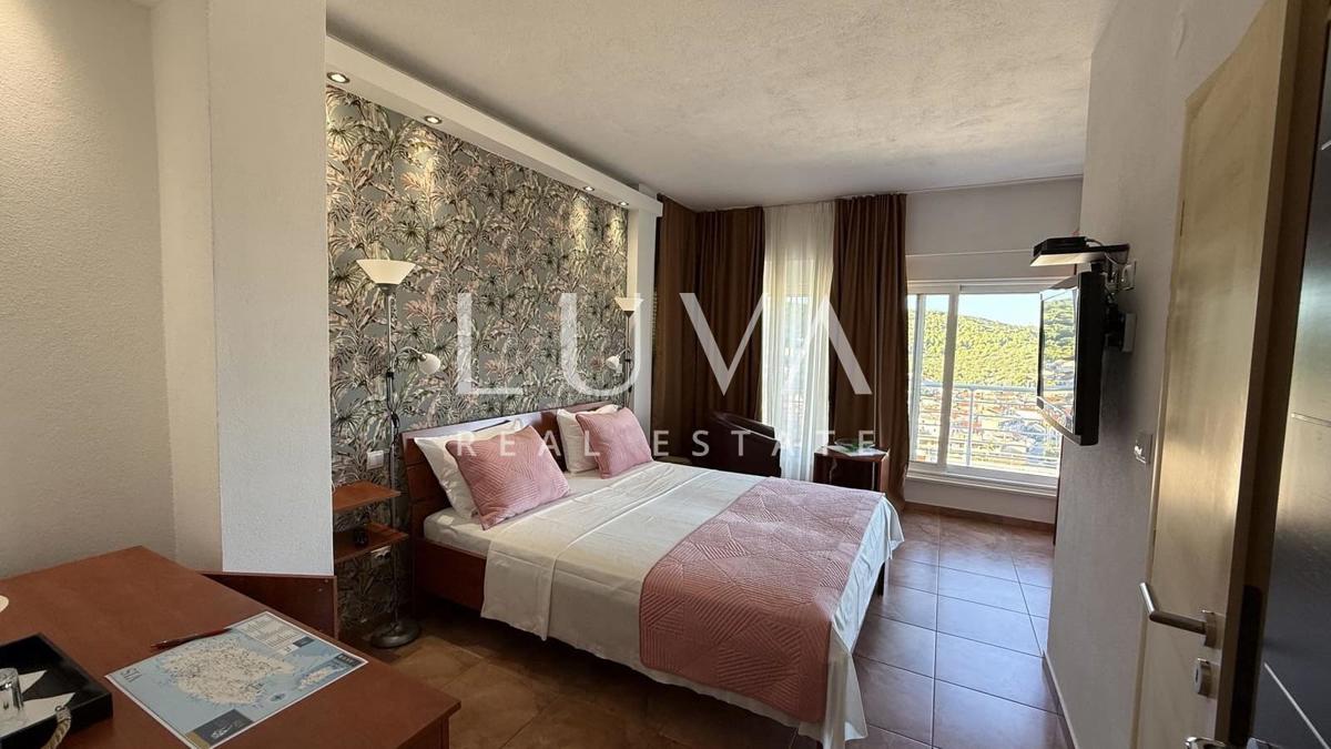 Haus Zu verkaufen - SPLITSKO-DALMATINSKA VIS
