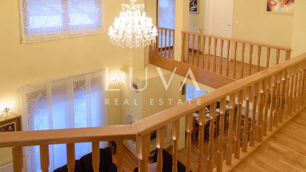 House For sale - KARLOVAČKA OGULIN