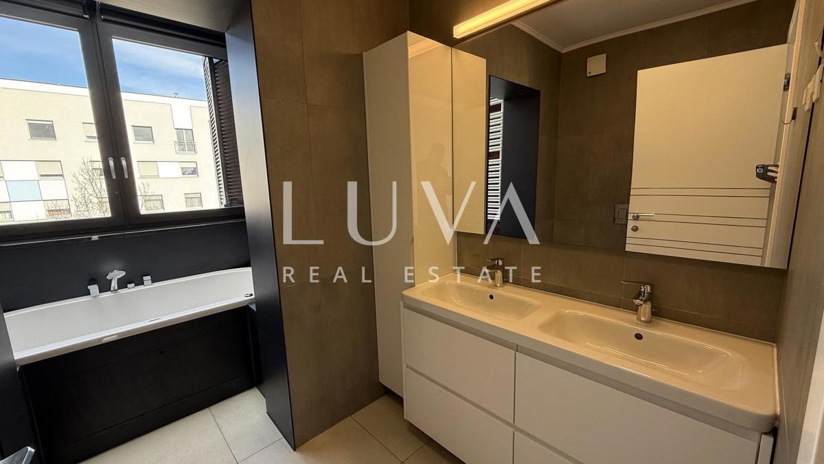 Appartement À louer - GRAD ZAGREB ZAGREB