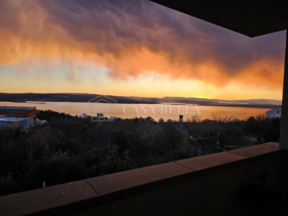 Stan Na prodaju - PRIMORSKO-GORANSKA CRIKVENICA