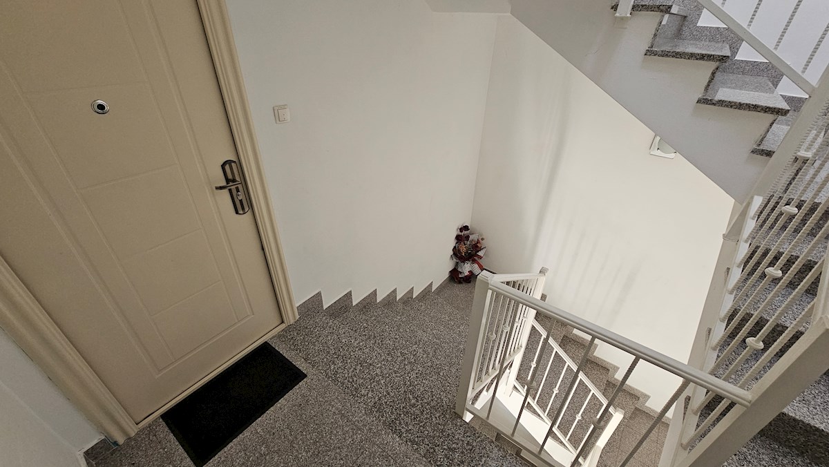 Flat For sale - ISTARSKA NOVIGRAD