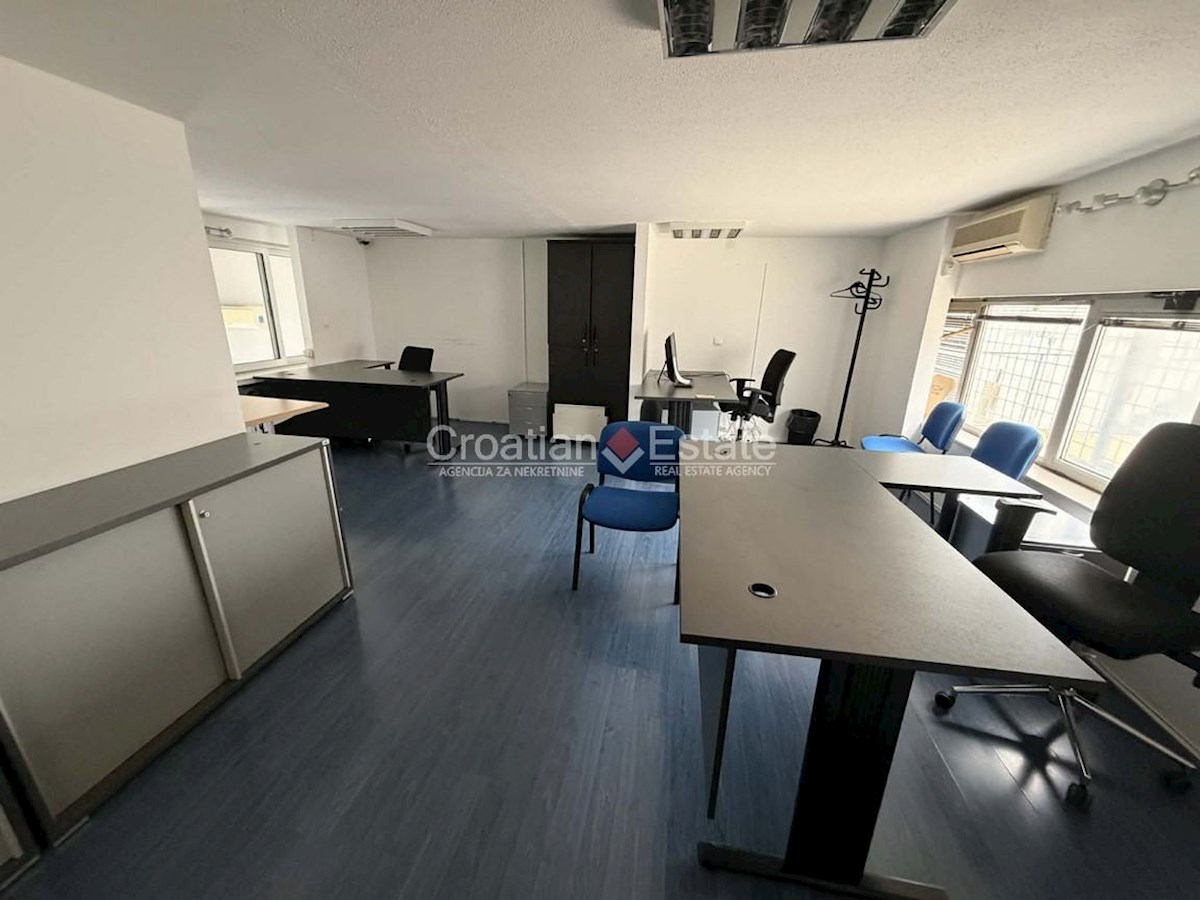 Komerční K pronájmu - SPLITSKO-DALMATINSKA SPLIT