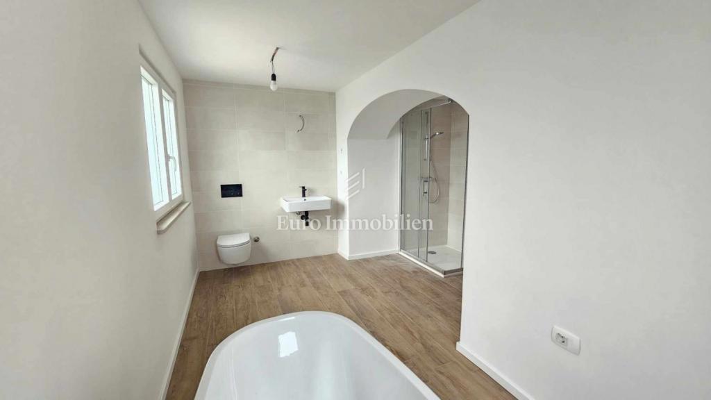 House For sale - Istarska Višnjan - foto 5/8