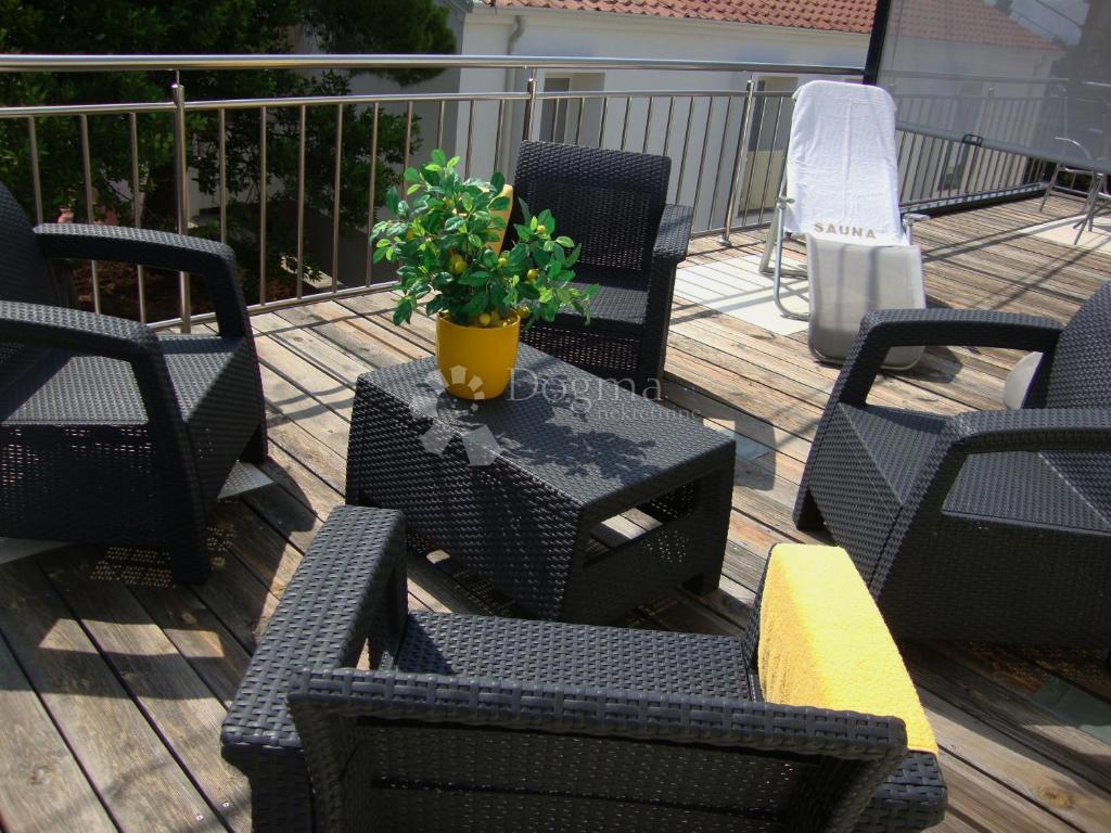 House For sale - PRIMORSKO-GORANSKA NOVI VINODOLSKI