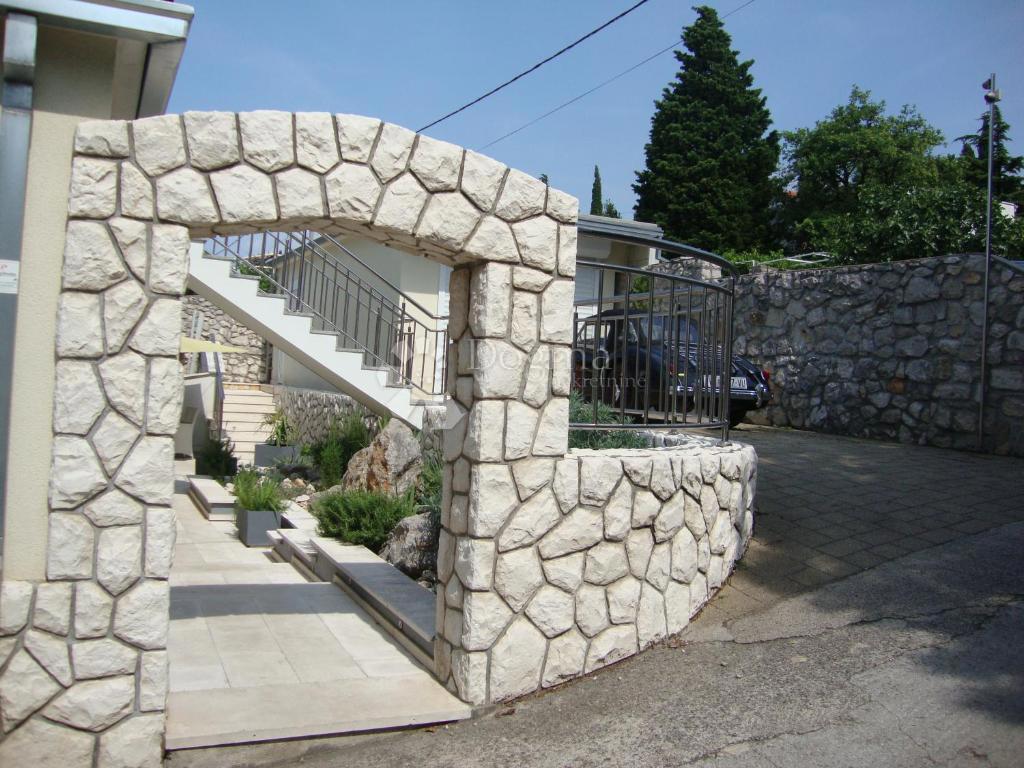 House For sale - PRIMORSKO-GORANSKA NOVI VINODOLSKI