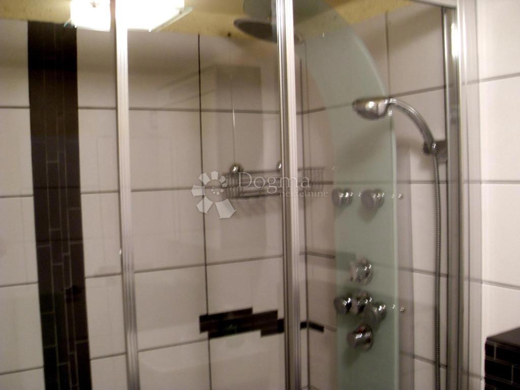 House For sale - PRIMORSKO-GORANSKA NOVI VINODOLSKI