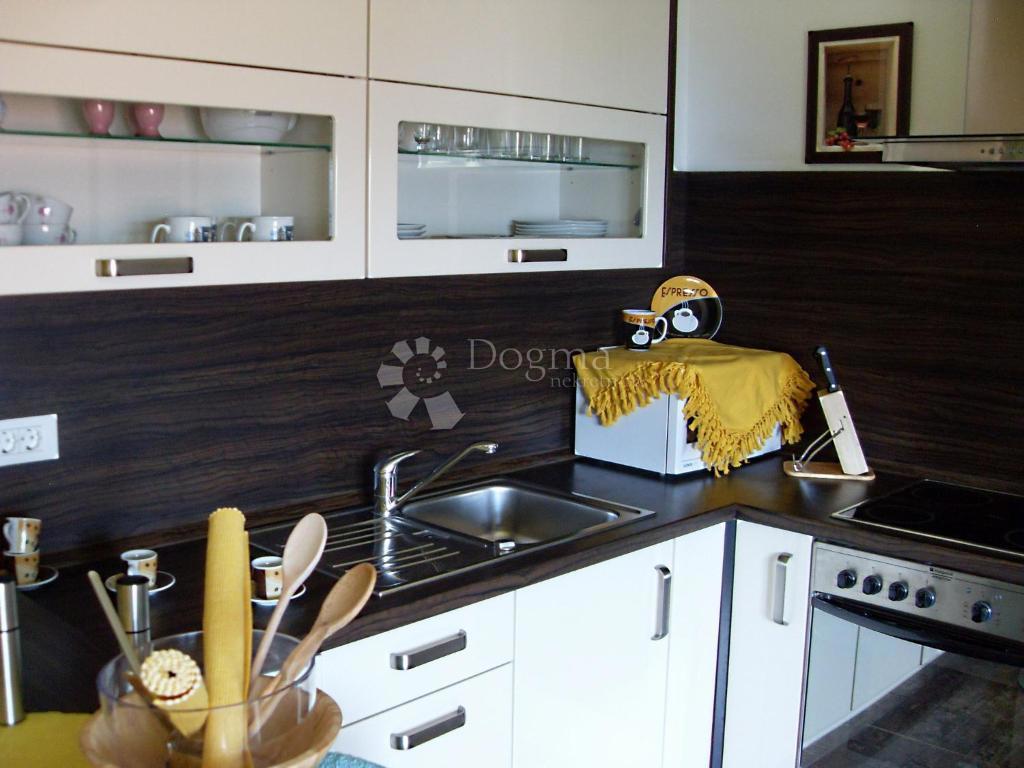 House For sale - PRIMORSKO-GORANSKA NOVI VINODOLSKI