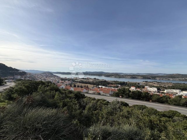 Terreno in vendita 5250 m² – Šibenik