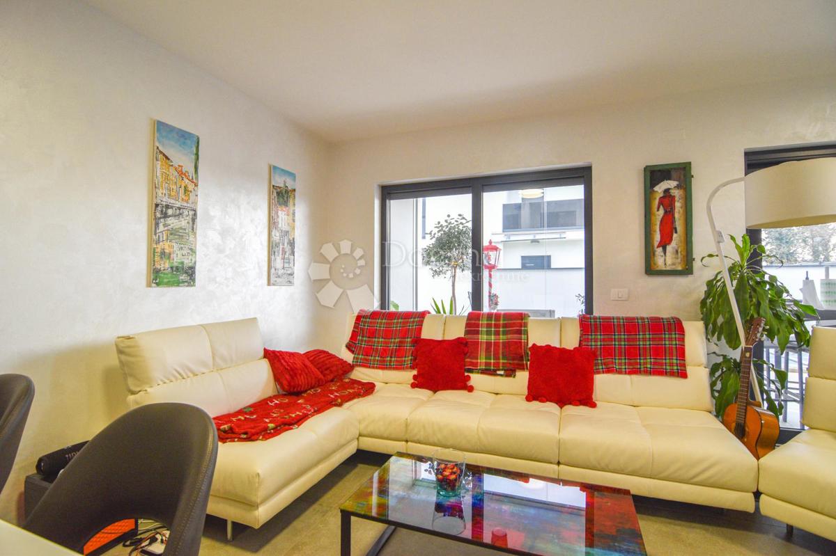House For sale - ISTARSKA UMAG