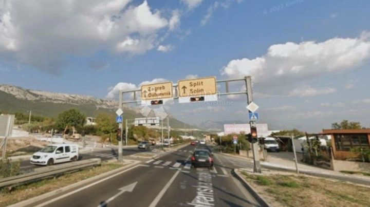 Zemljište na prodaju 1100 m² – Kaštela