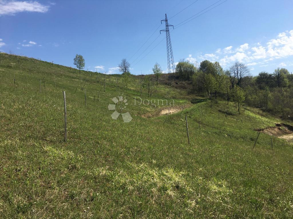 Pozemok Na predaj - KRAPINSKO-ZAGORSKA VELIKO TRGOVIŠĆE