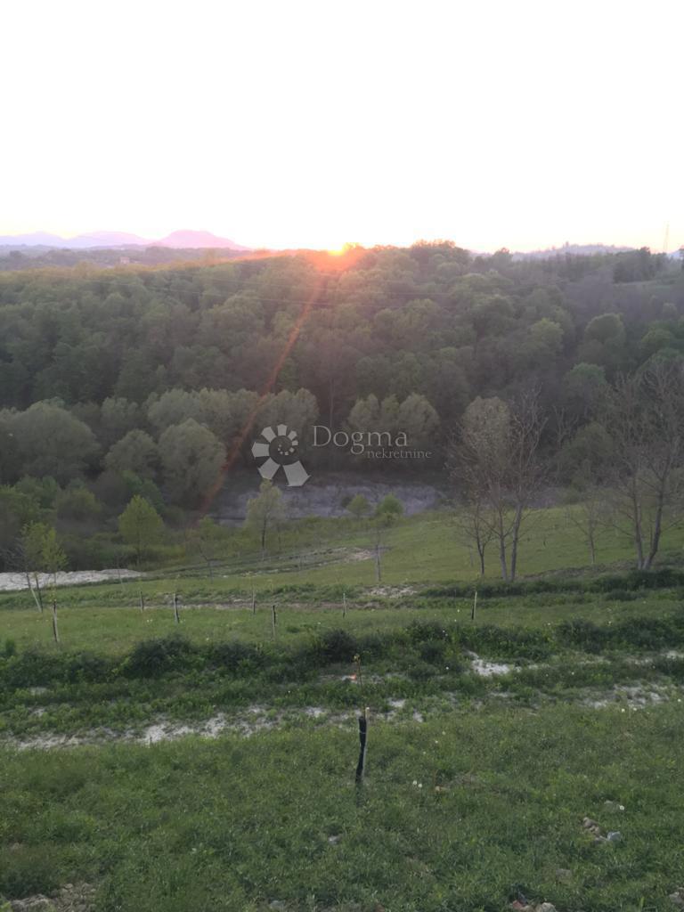 Pozemok Na predaj - KRAPINSKO-ZAGORSKA VELIKO TRGOVIŠĆE
