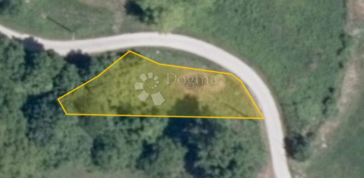 Parcela na predaj 280 m² – Donja Voća