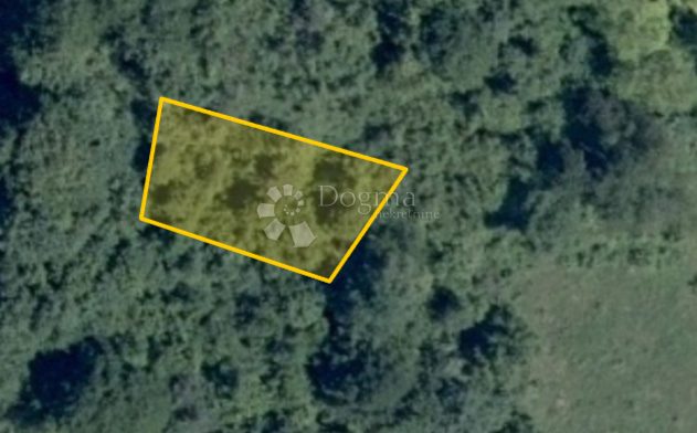 Parcela na predaj 335 m² – Donja Voća