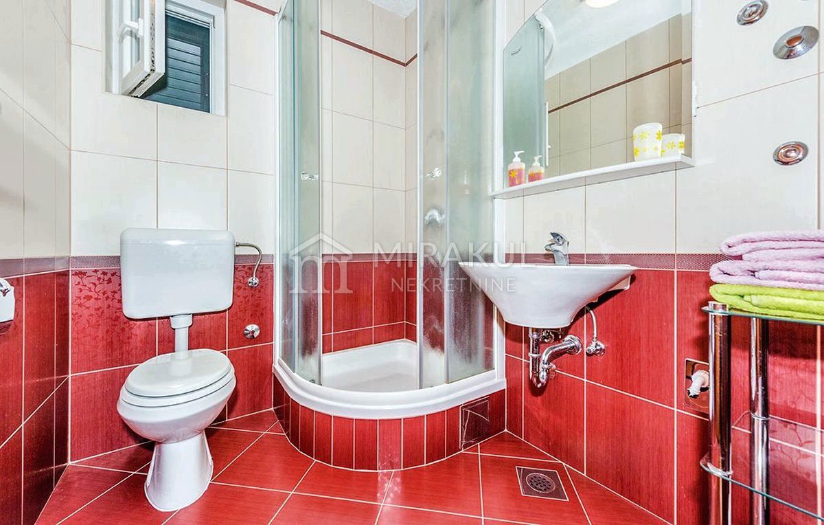 Apartment Zu verkaufen - ŠIBENSKO-KNINSKA MURTER
