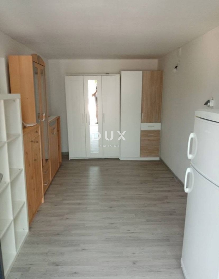 House For sale - ŠIBENSKO-KNINSKA VODICE
