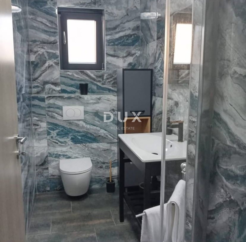 House For sale - ŠIBENSKO-KNINSKA VODICE