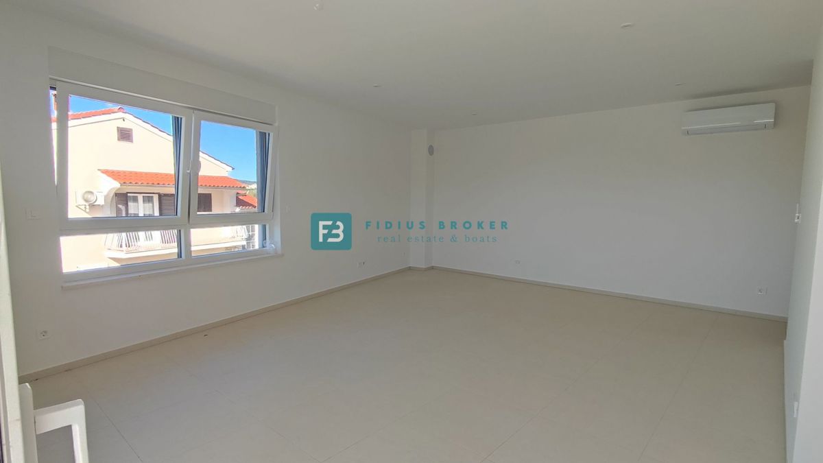 Flat For sale - ŠIBENSKO-KNINSKA VODICE