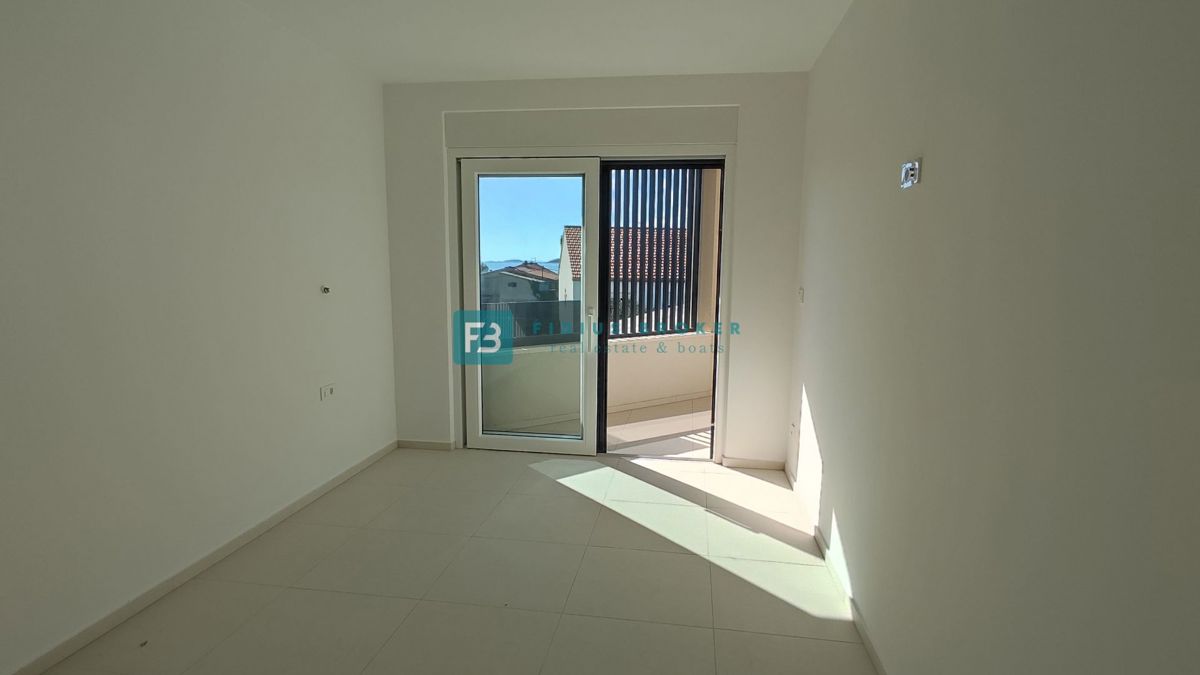 Flat For sale - ŠIBENSKO-KNINSKA VODICE