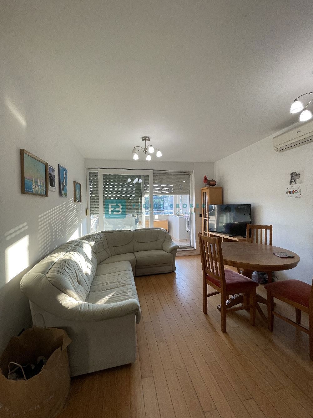 Apartment Zu verkaufen - ŠIBENSKO-KNINSKA ŠIBENIK