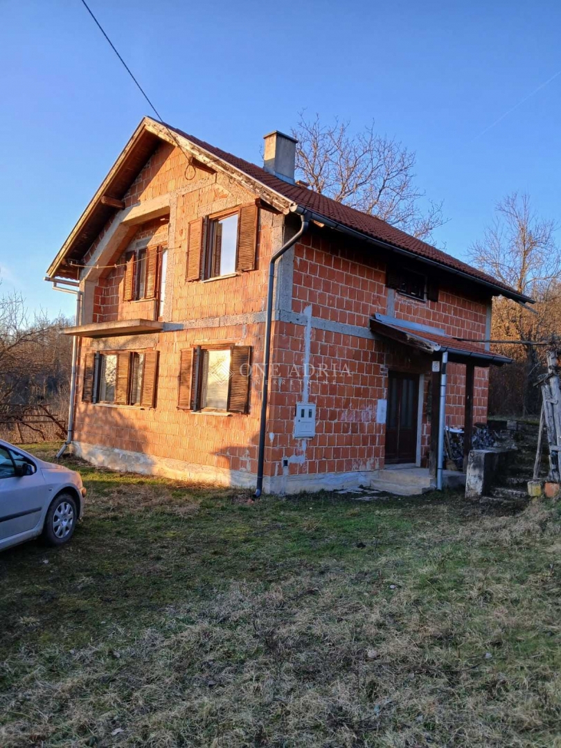 Maison À vendre - Karlovačka Vojnić - foto 1/9