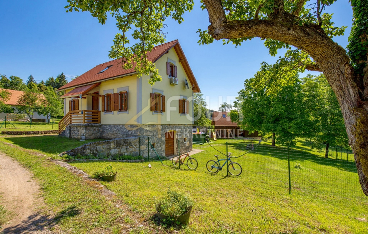 Kuća Na prodaju - PRIMORSKO-GORANSKA BROD MORAVICE
