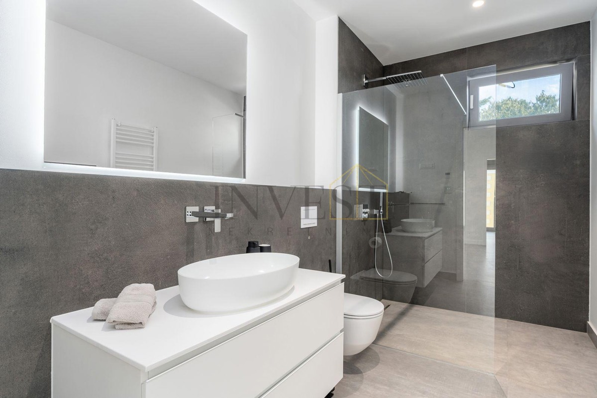 Haus Zu verkaufen - SPLITSKO-DALMATINSKA TROGIR