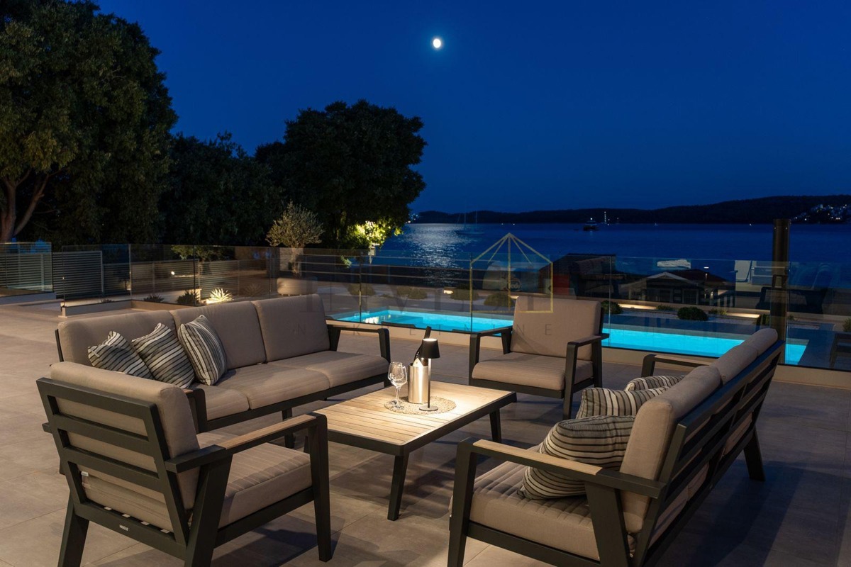 Haus Zu verkaufen - SPLITSKO-DALMATINSKA TROGIR