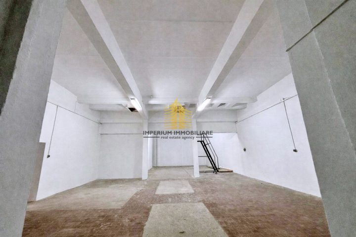 Commerciale da affittare 300 m² – Zagreb