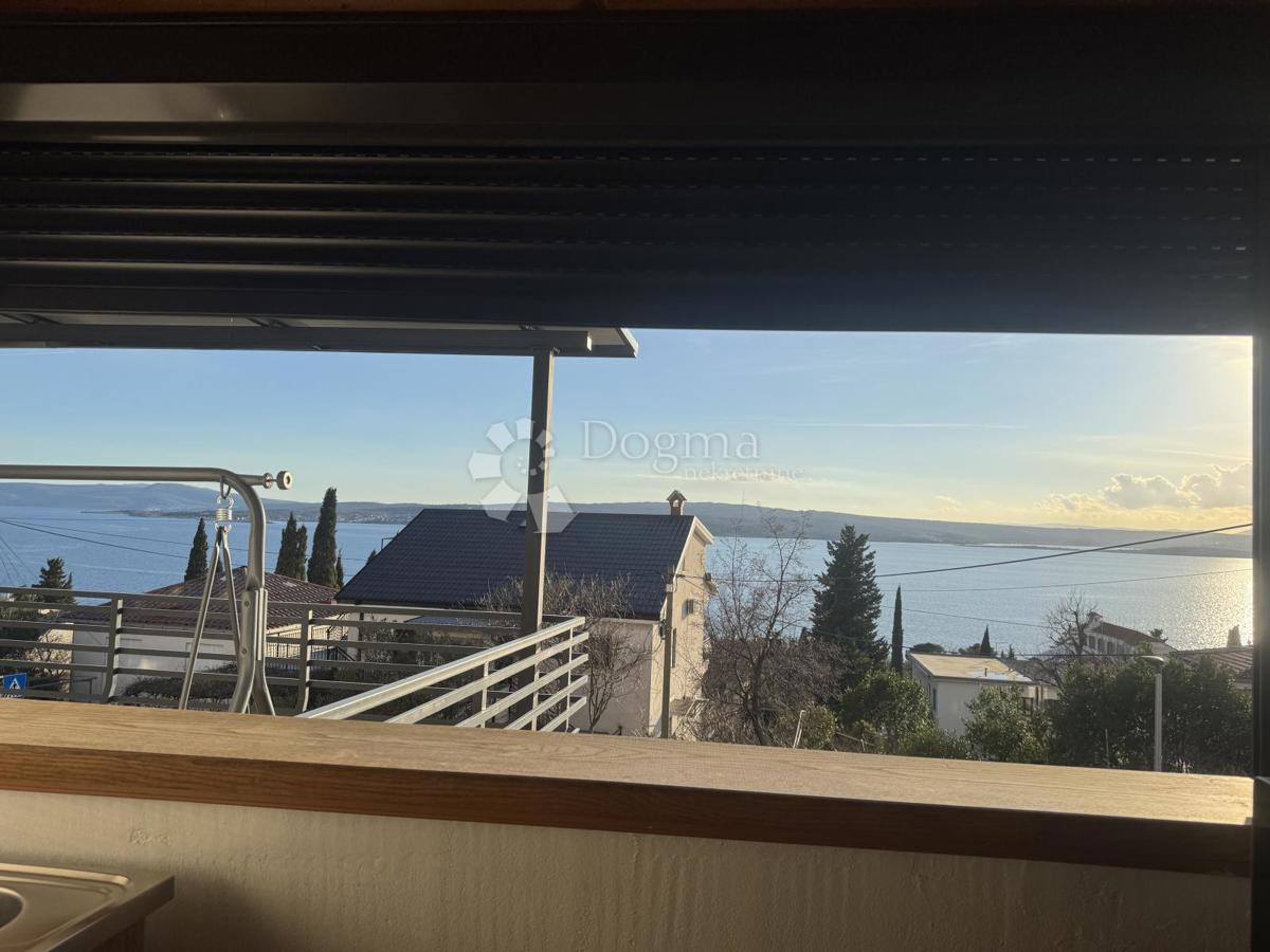 Stan Na prodaju - PRIMORSKO-GORANSKA CRIKVENICA