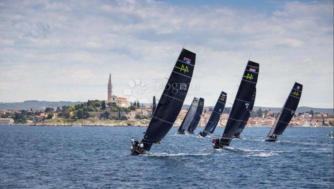 Komerčné Na predaj - ISTARSKA ROVINJ