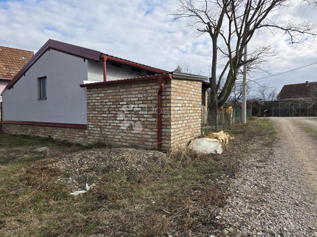 Dom Na sprzedaż - VUKOVARSKO-SRIJEMSKA VUKOVAR