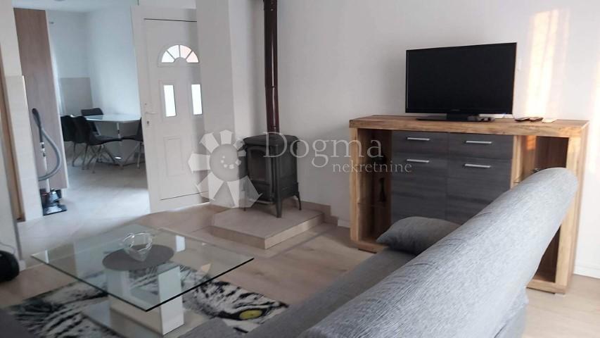 Apartma Za najem - PRIMORSKO-GORANSKA VIŠKOVO