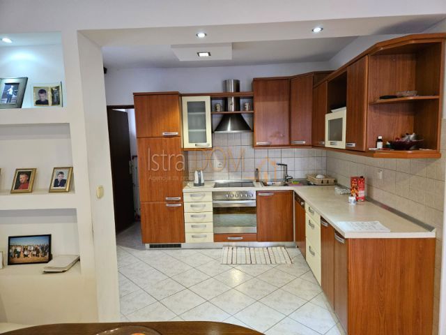 Haus Zu verkaufen - ISTARSKA PULA