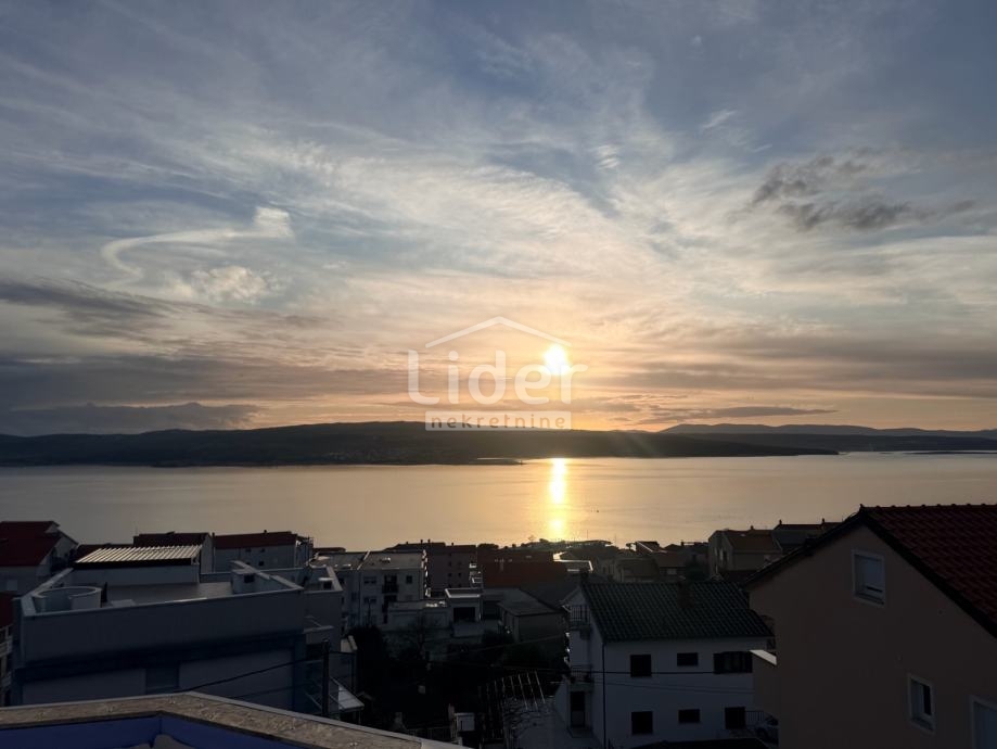 Stan Na prodaju - PRIMORSKO-GORANSKA CRIKVENICA
