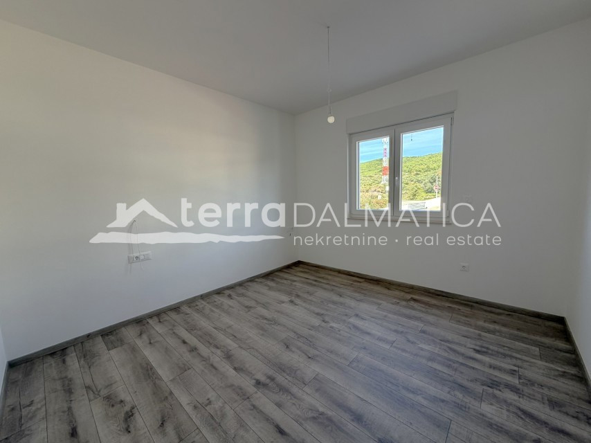 Flat For sale - ŠIBENSKO-KNINSKA TRIBUNJ