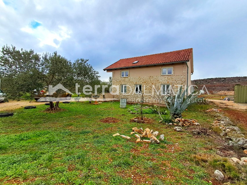 Casa In vendita - šibensko-kninska Vodice - foto 1/11