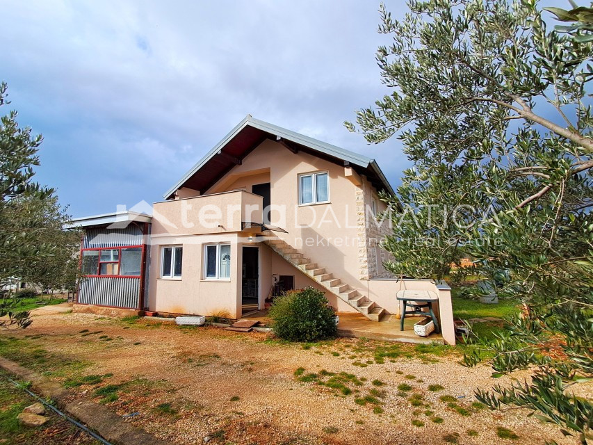 Casa In vendita - ŠIBENSKO-KNINSKA VODICE