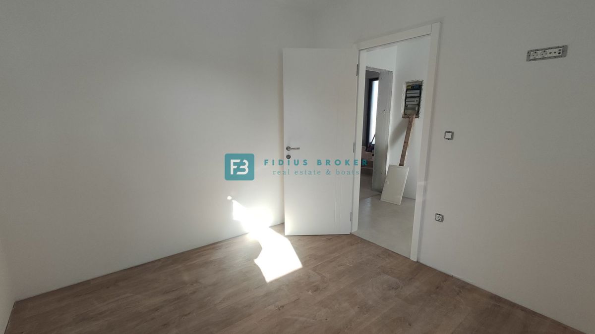 Flat For sale - ŠIBENSKO-KNINSKA VODICE